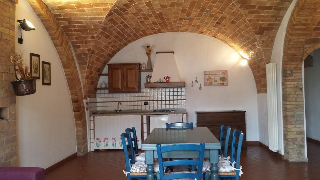 Agriturismo Il Catrino Ponteginori Luaran gambar